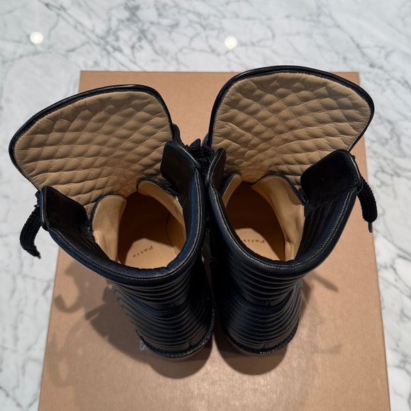 Christian Louboutin Mad Boot
in Shiny Black - Picture 9 of 13